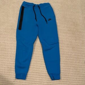 Nike Men's Blue Nike Tech pants with Black Accents
